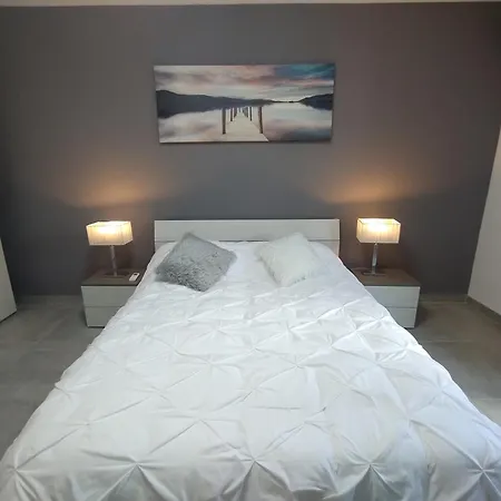 San Pawl * St. Paul's Bay